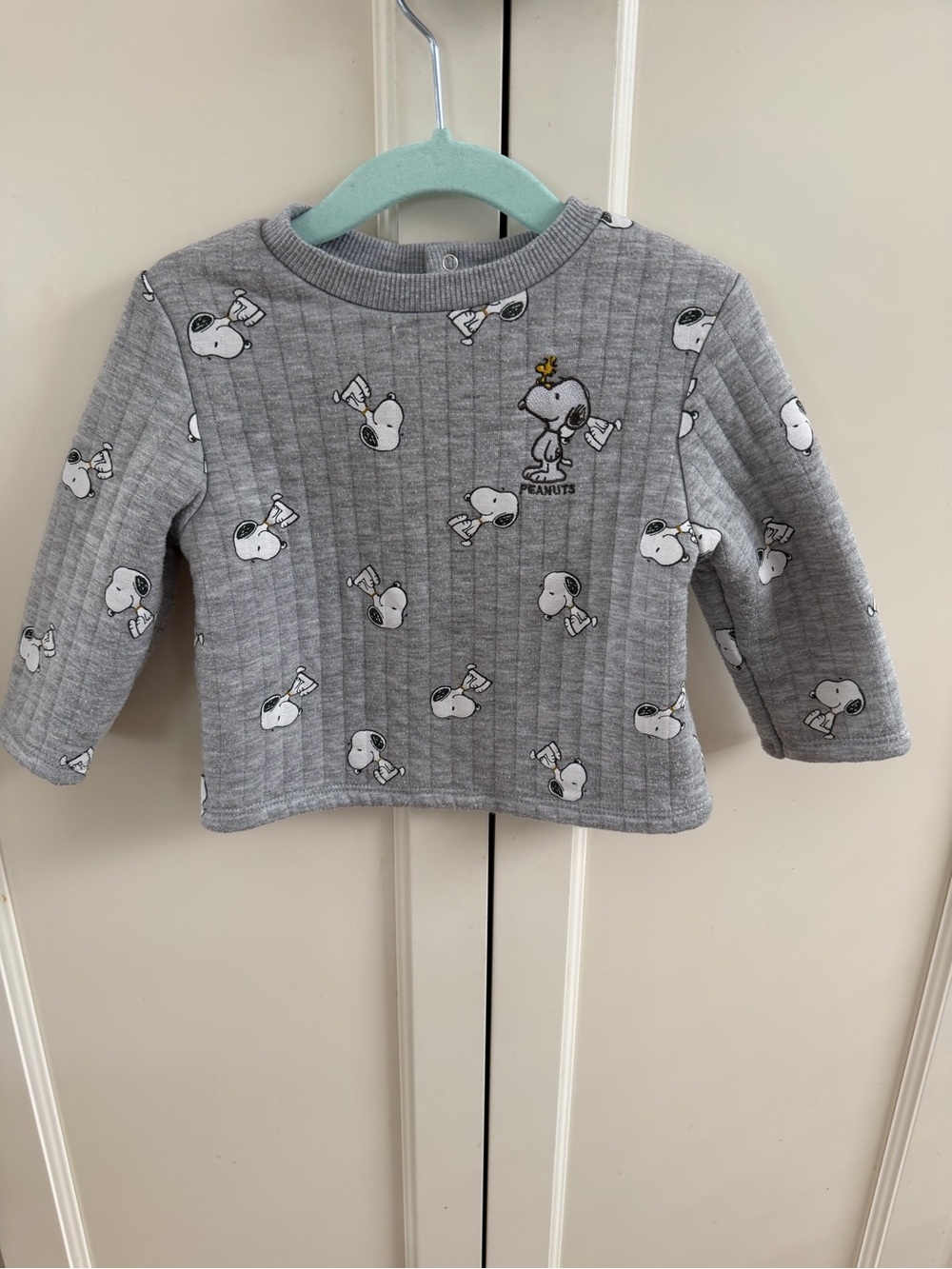Joe fresh 12-18m Peanuts Snoopy Gray Quilted Kids Top
